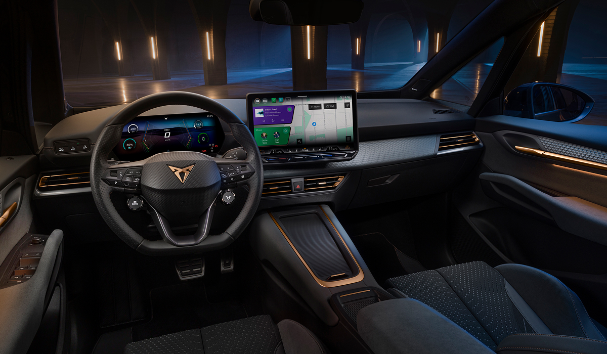 260323_CUPRA_Born-2026-closer-Cockpit